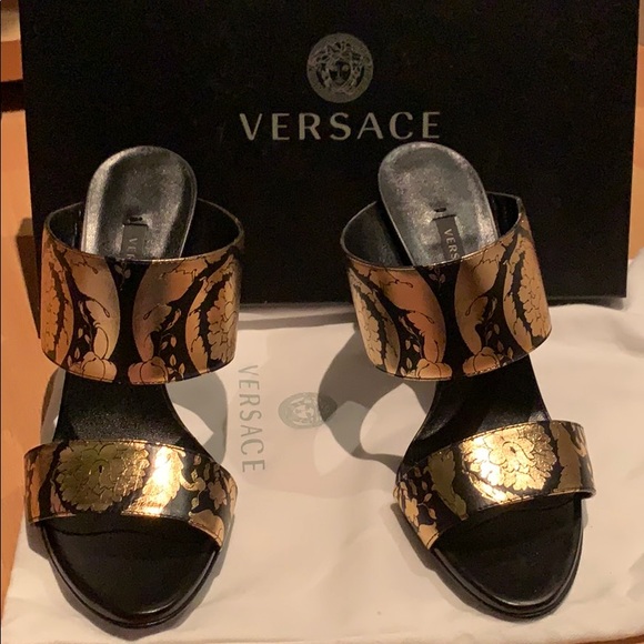 Versace shoes brand new - Picture 4 of 5